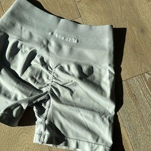 ALPHALETE Amplify Shorts in Grey Mark (Size S)